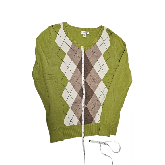 St. John's Bay V-Neck Sweater - Green and Brown Argyle - Picture 4 of 13